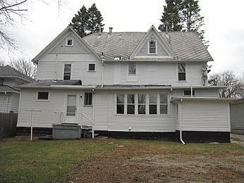 Building Photo 3