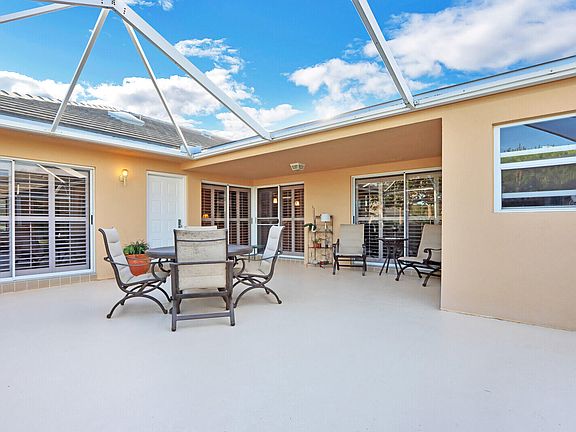 5th image of 1224 NW Sun Terrace B Circle #B