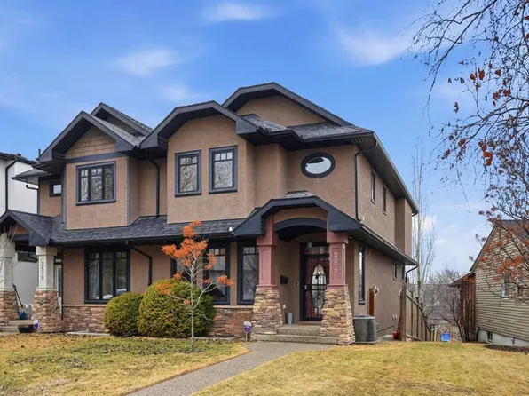 2517 E 21st St SW, Calgary, AB T2T 5A9