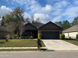 11456 Caroline Ct, Gulfport, MS 39503