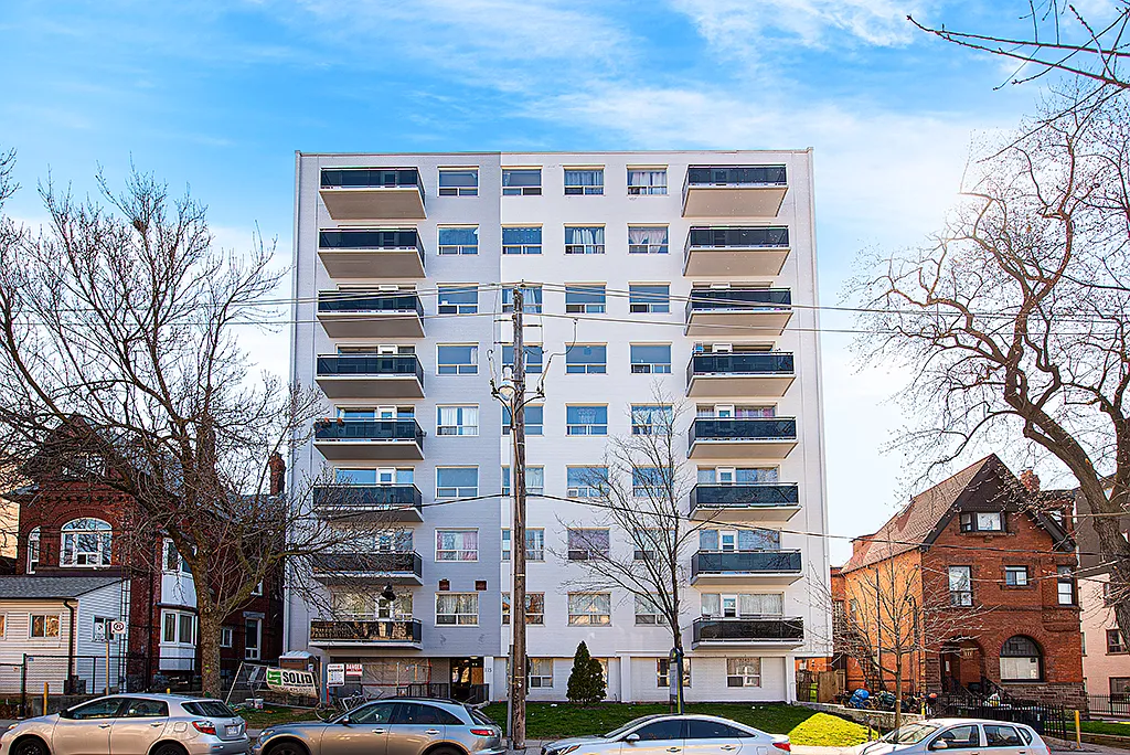 115 Dowling Avenue — Photo 3