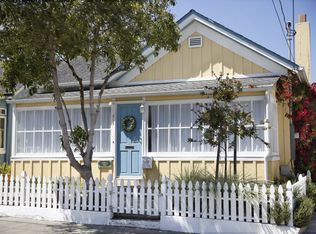 218 19th St, Pacific Grove, CA 93950