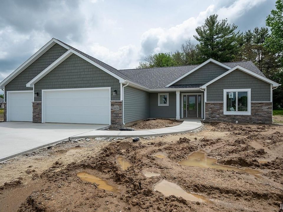 1439 Din Cv, Huntertown, IN 46748 MLS 202418635 Zillow