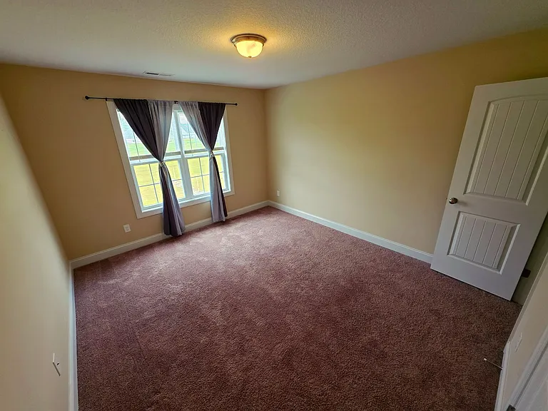 406 Tyrrell Trl — Photo 31
