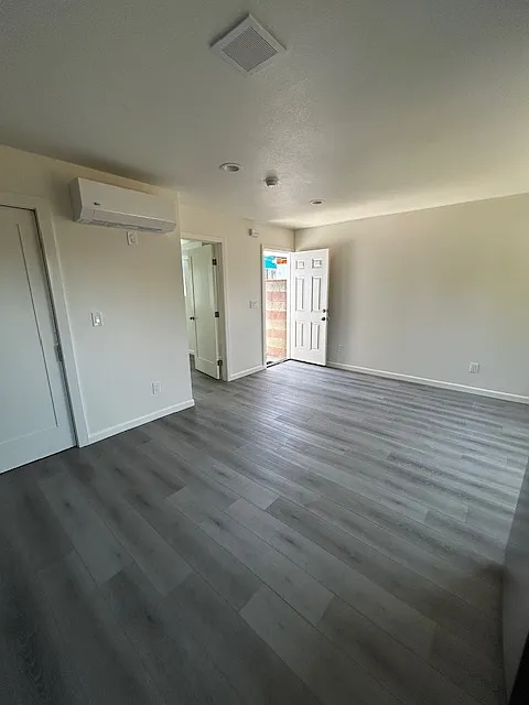 1 bed, 489 sqft, $1,500 — Photo 2