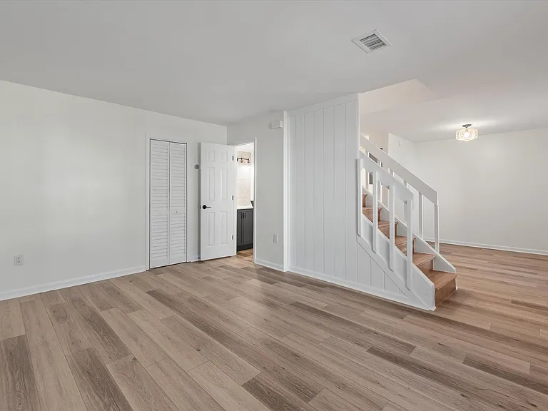 2494 Etiwan Ave #K11 — Photo 6