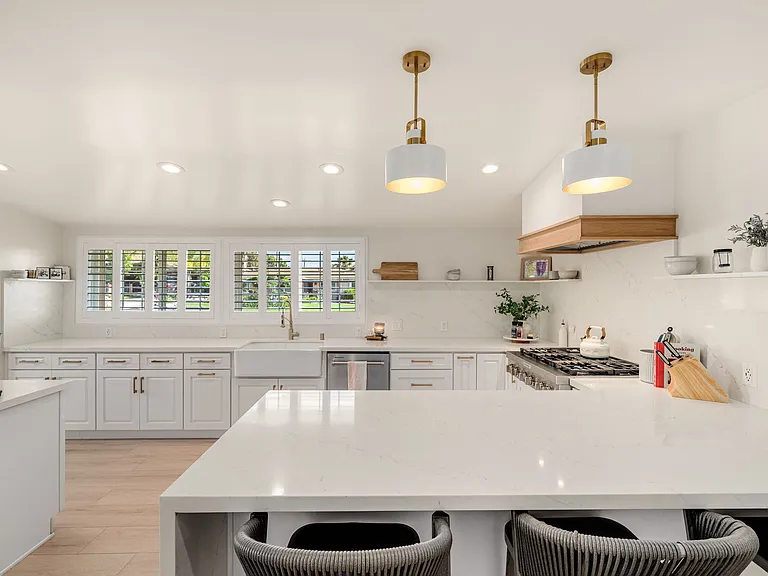 16229 Janine Dr — Photo 17
