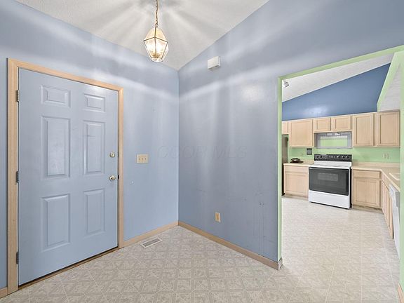 3rd image of 544 Tourmaline Dr