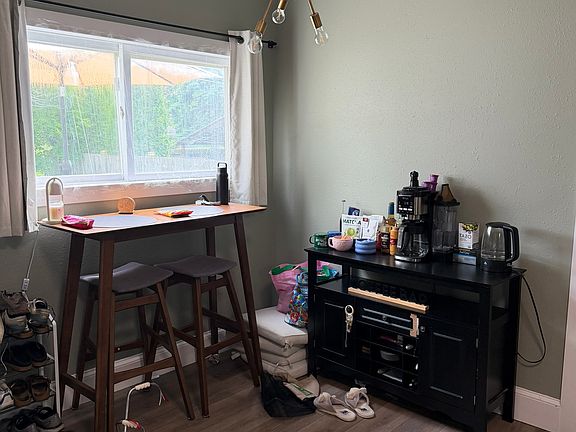 5th image of 1519 Lynn Ave #1