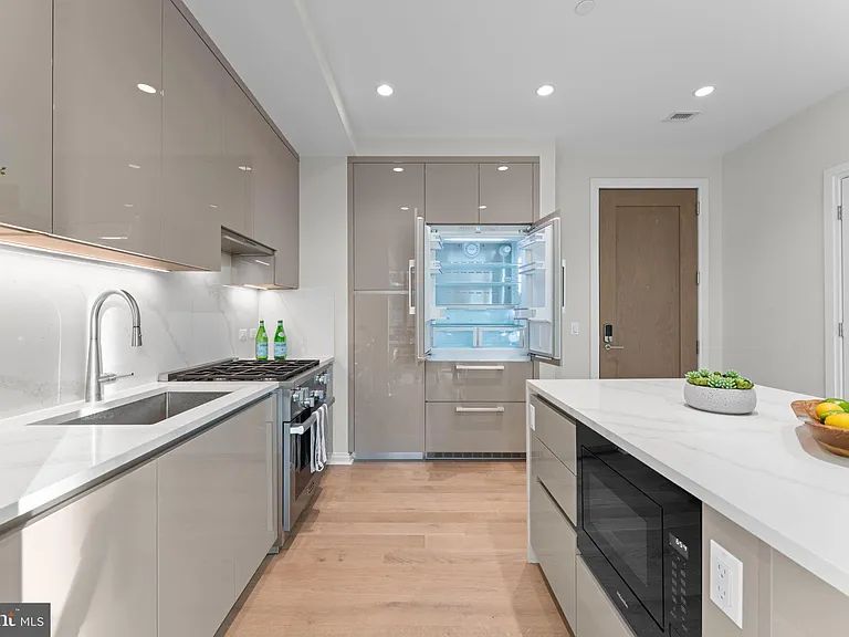 7887 Jones Branch Dr #1503 — Photo 14