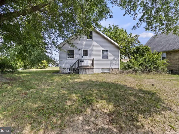 541 Wicker Ave, Bensalem, PA 19020