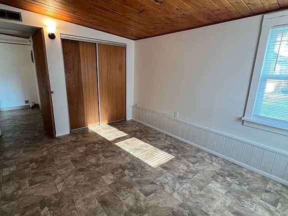 2nd image of 2356 Dixon Ave APT 2