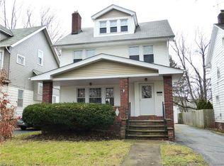 2224 Maplewood Rd, Cleveland Heights, OH 44118