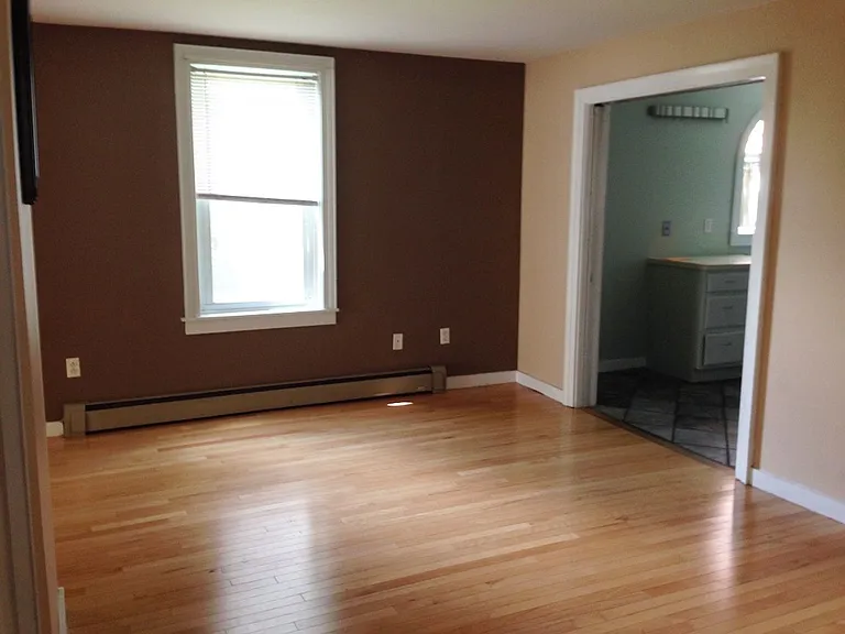 134 King St — Photo 7