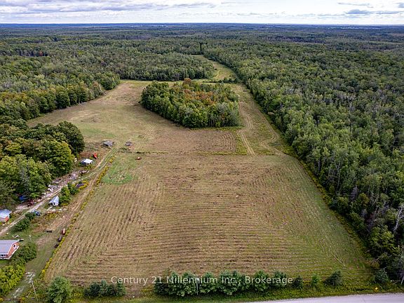 3rd image of 6989 Concession B C Rd