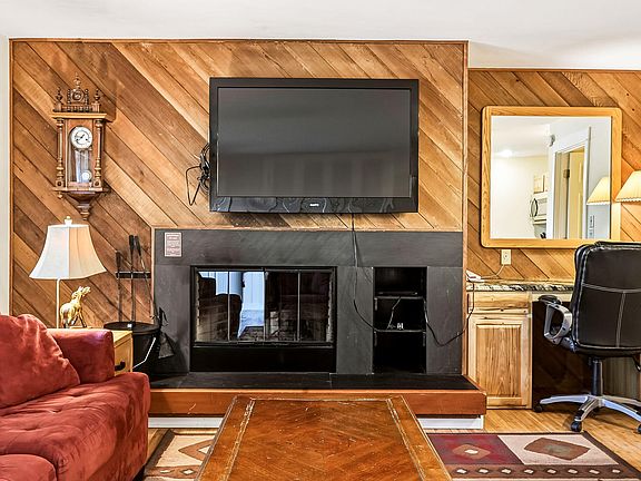 4th image of 18575 SW Century Dr #232