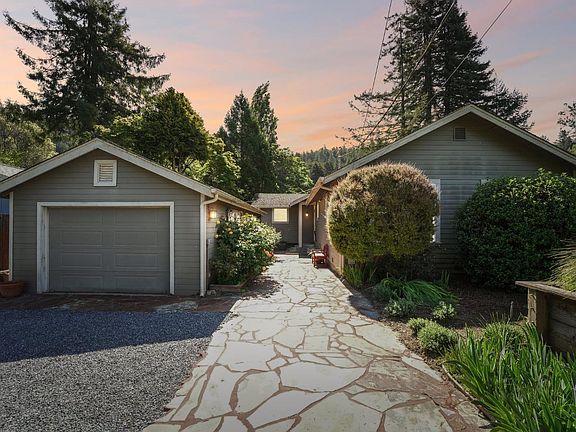 3rd image of 22585 Sylvan Way