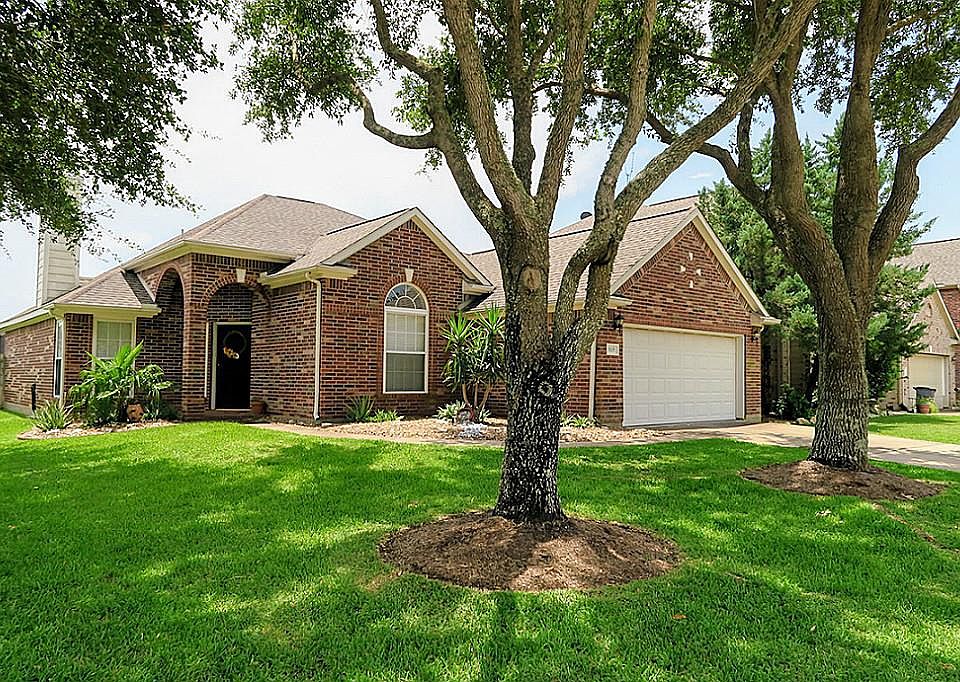 1st image of 3115 Stratford Bend Dr