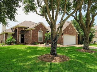 3115 Stratford Bend Dr, Sugar Land, TX 77498