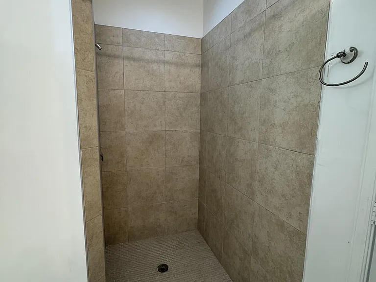 1804 SW Jamesport Dr — Photo 25