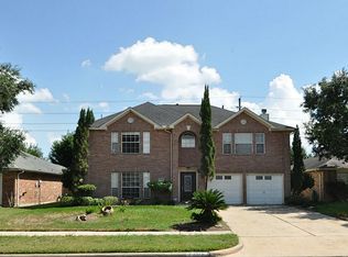 23119 S Waterlake Dr, Richmond, TX 77406