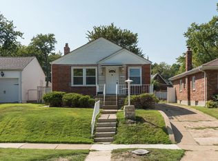 1113 Pembroke Dr, Saint Louis, MO 63119