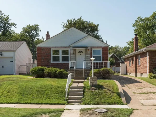 1113 Pembroke Dr, Saint Louis, MO 63119