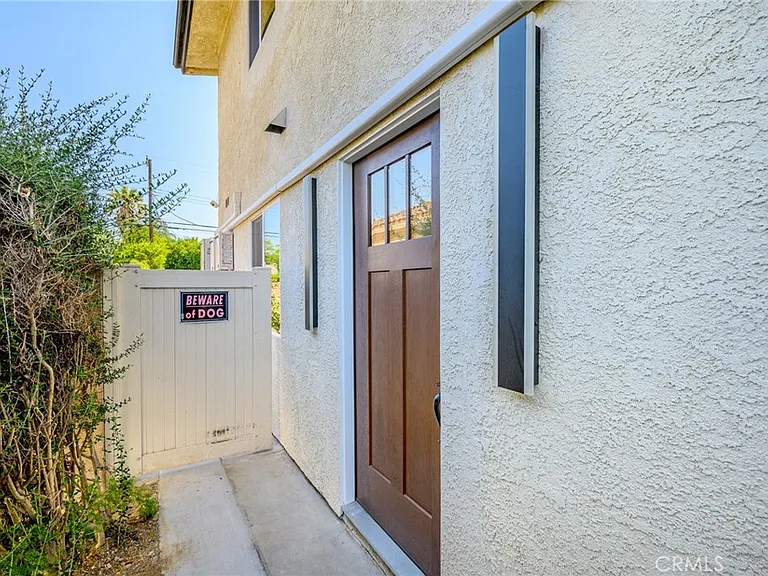 16034 Liggett St — Photo 2