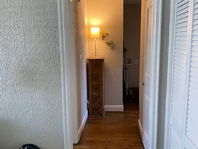 Avondale I Apartments — Photo 29
