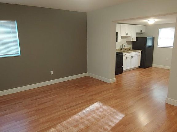 5th image of 10918 N Hyacinth Ave