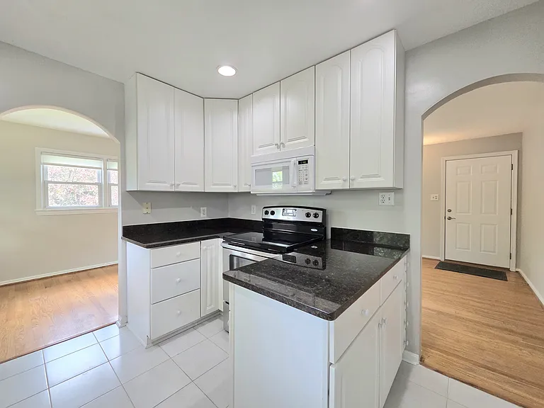 7020 Quander Rd — Photo 13