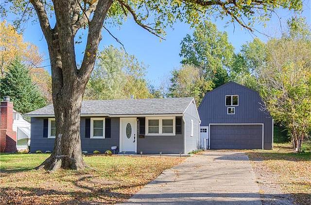 1st image of 5169 Palmer Dr