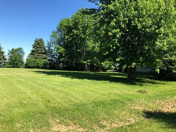 2nd image of 206 N 2nd St Lot 1 & 2