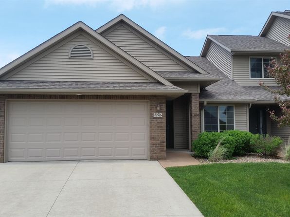 256 Woodfield Dr #1