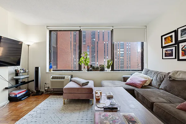 Rented by Douglas Elliman | media 7