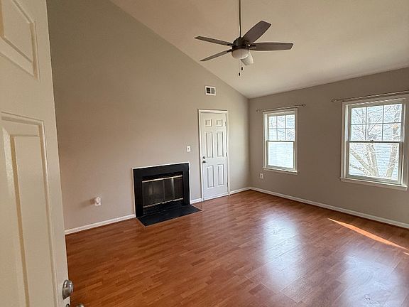 2nd image of 13040 Shadyside Ln