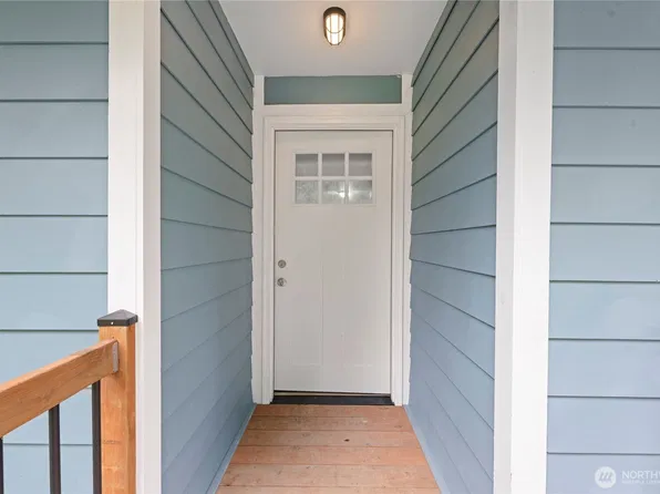 2693 State Rt 101, Ilwaco, WA 98624