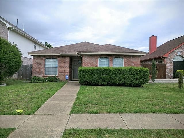 1st image of 2118 Picadilly Blvd