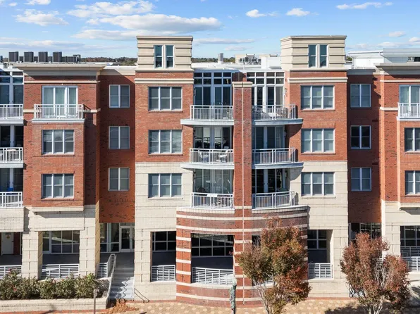 306 Sky Sail Boulevard #306, New Bern, NC 28560