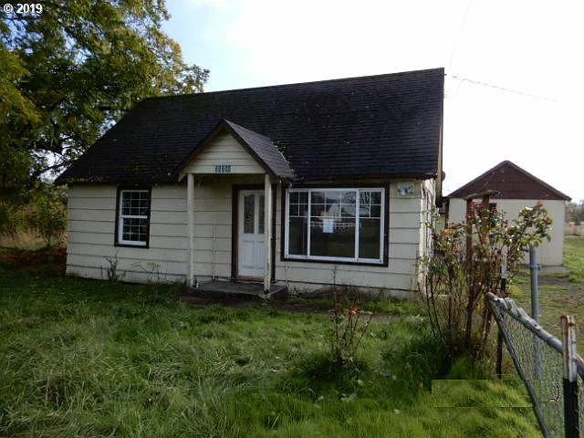 28788 Royal Ave photo 1