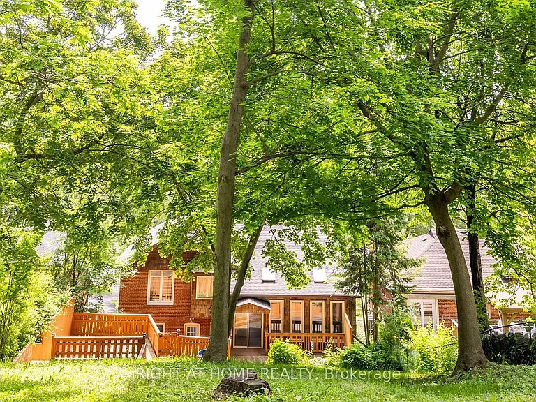 40 Catalina Dr — Photo 2