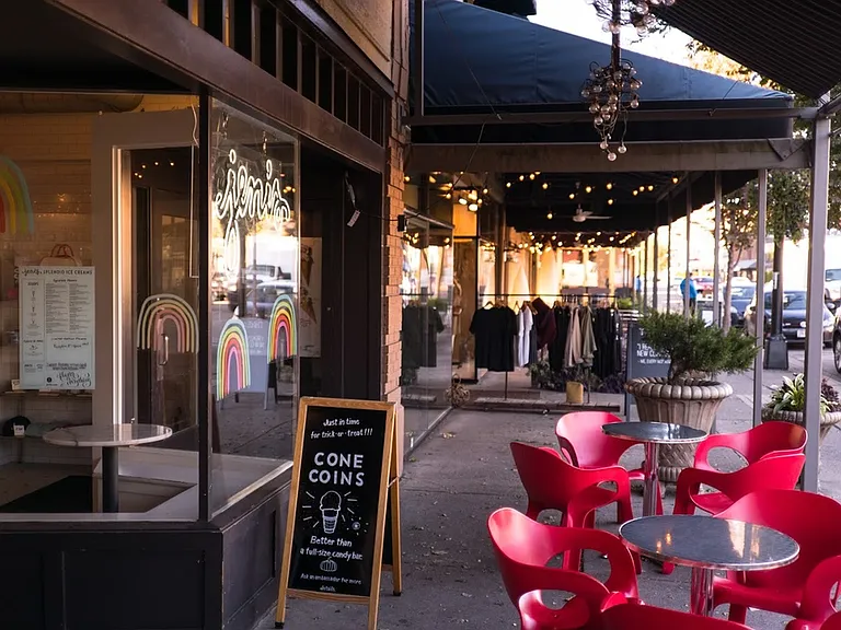The Broadview — Photo 44