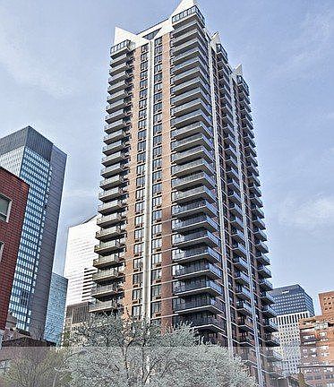 5th image of 255 E 49th St #F