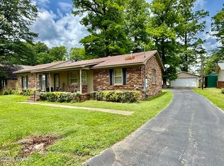 1645 Lake Dr, Hornbeak, TN 38232