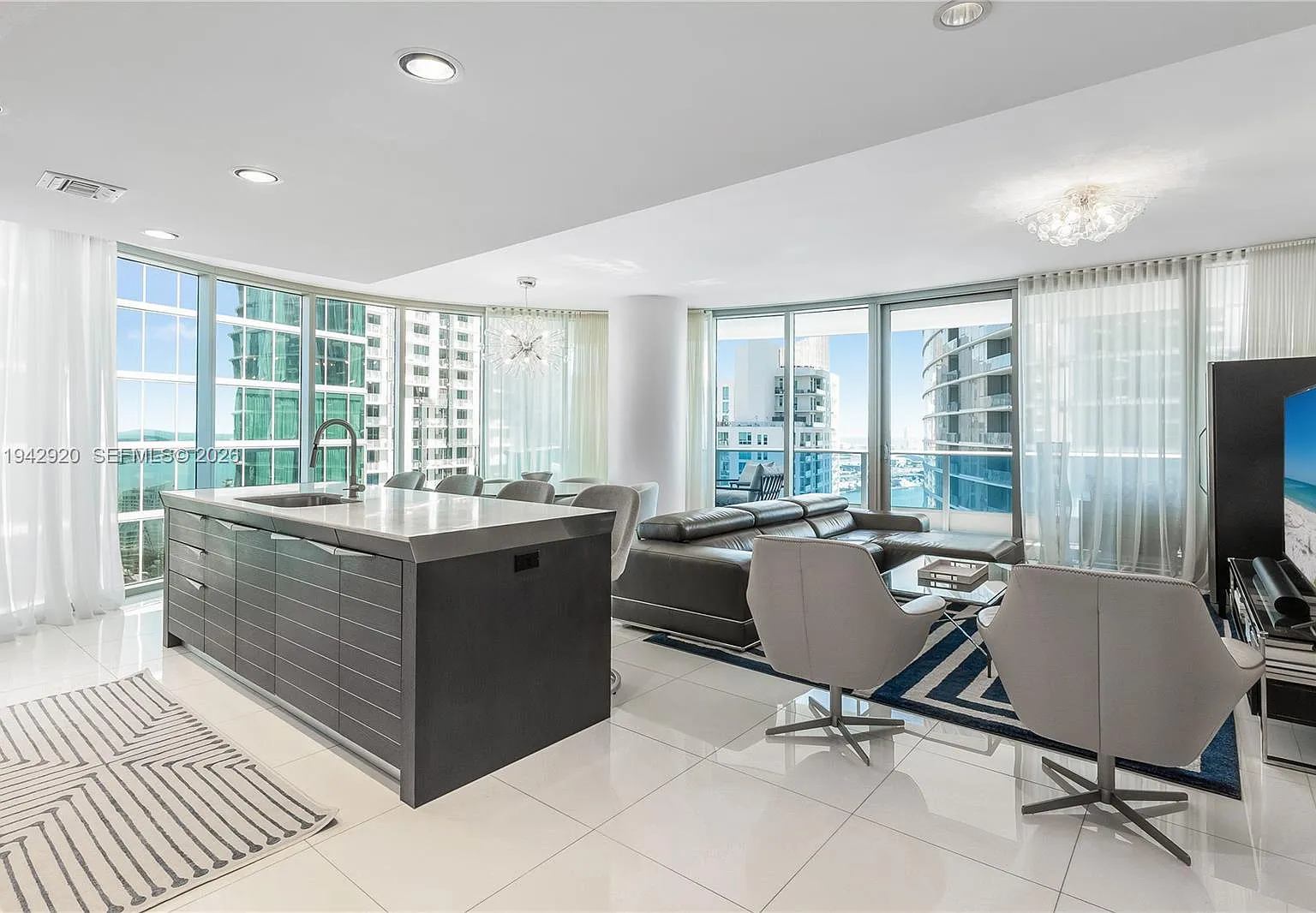 2 bed, 1539 sqft, $8,000 — Photo 3