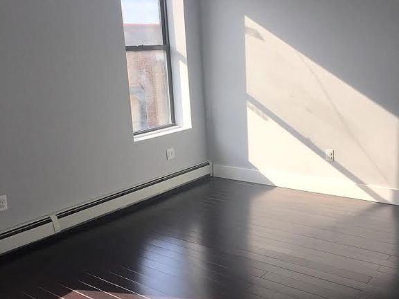 3rd image of 520 W 139th St APT 34