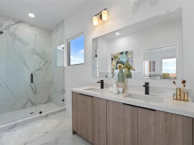 6390 Chorus Dr — Photo 16