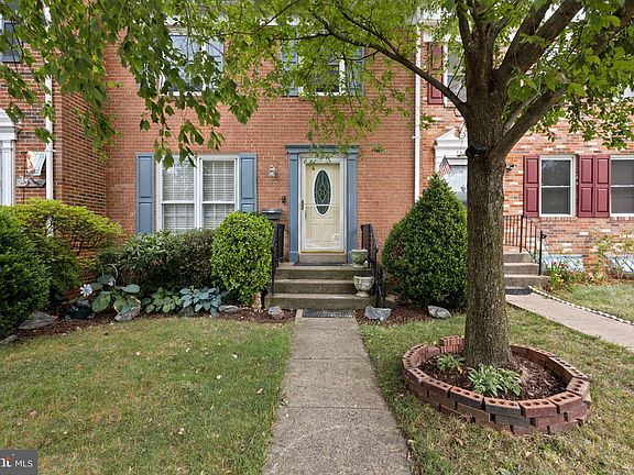 3rd image of 7439 Sabin Dr