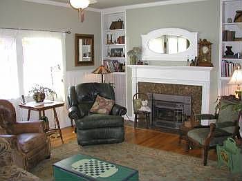 2nd image of 9906 111th St SE