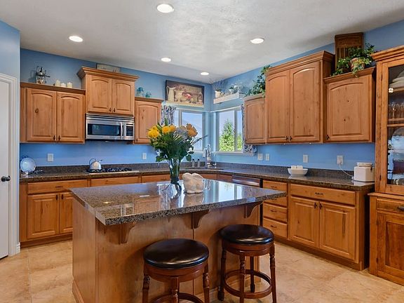 2nd image of 14808 S Rosescape Cir